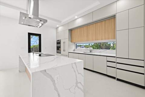 201 NW 14TH Way, Dania Beach FL - photo 10 of 49