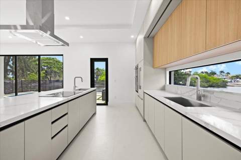201 NW 14TH Way, Dania Beach FL - photo 14 of 49