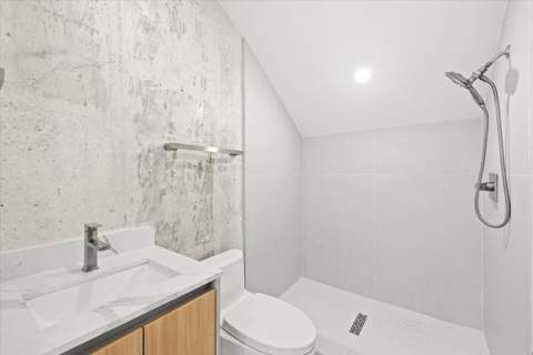 201 NW 14TH Way, Dania Beach FL - photo 20 of 49