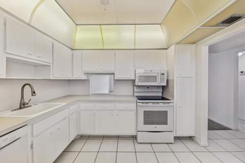 6731 Cypress Road #Unit 402, Plantation FL - photo 6 of 27