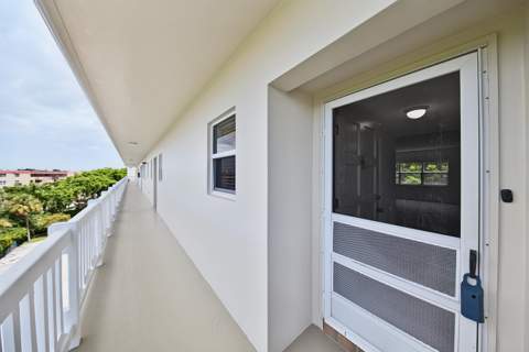 6731 Cypress Road #Unit 402, Plantation FL - photo 19 of 27