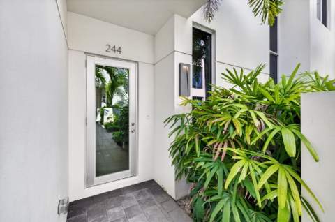 244 Garden Court, Lauderdale-By-The-Sea FL - photo 14 of 72