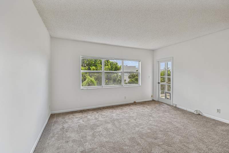 1 bedroom Condominium at 6731 Cypress Road #Unit 402, Plantation Terrace, Plantation — photo 3