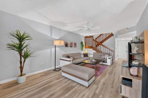 1648 Coral Avenue, North Lauderdale FL - photo 7 of 50