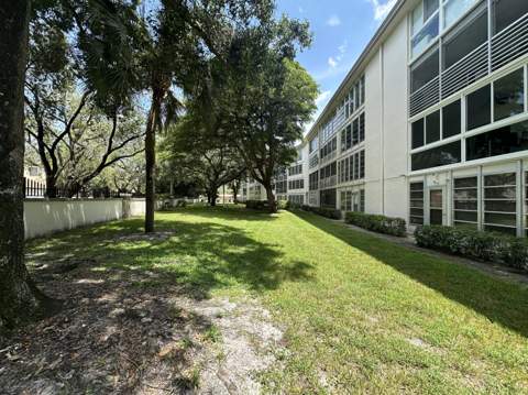 1901 Bermuda Circle #B1, Coconut Creek FL - photo 22 of 23