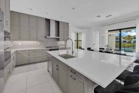 8804 Skyward Street, Boca Raton FL - photo 13 of 46