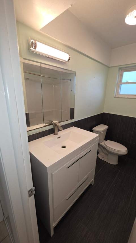 2950 SE San Jeronimo Road, Port St. Lucie FL - photo 10 of 34