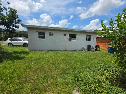 516 N 19th Street, Fort Pierce FL - photo 7 of 7