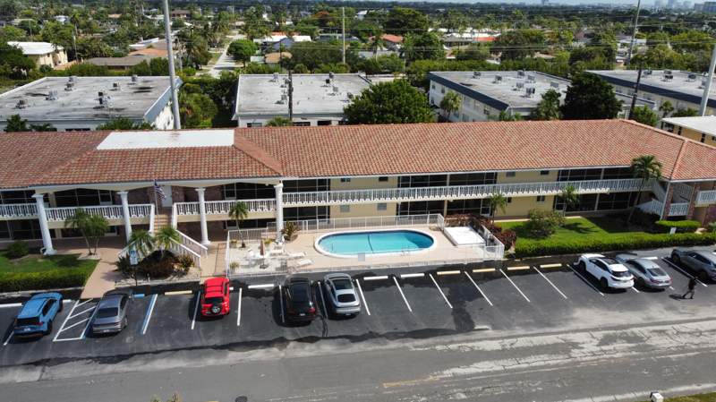 2 bedroom Condominium at 2121 NE 68th Street #201, Tara Apartments Condo, Fort Lauderdale — photo 4