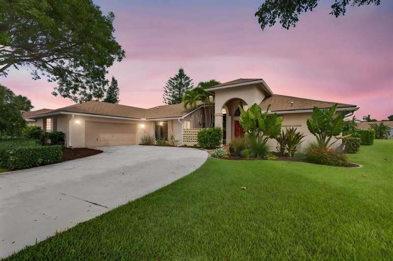 3 bedroom Single Family Residence at 1848 Lynton Circle, Greenview Shores 2 Of Wellington, Wellington — photo 2