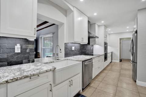 4321 SW 73RD Terrace, Davie FL - photo 9 of 32