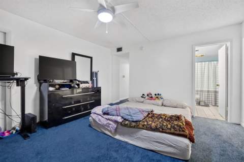 890 N Federal Highway #202, Lantana FL - photo 23 of 41