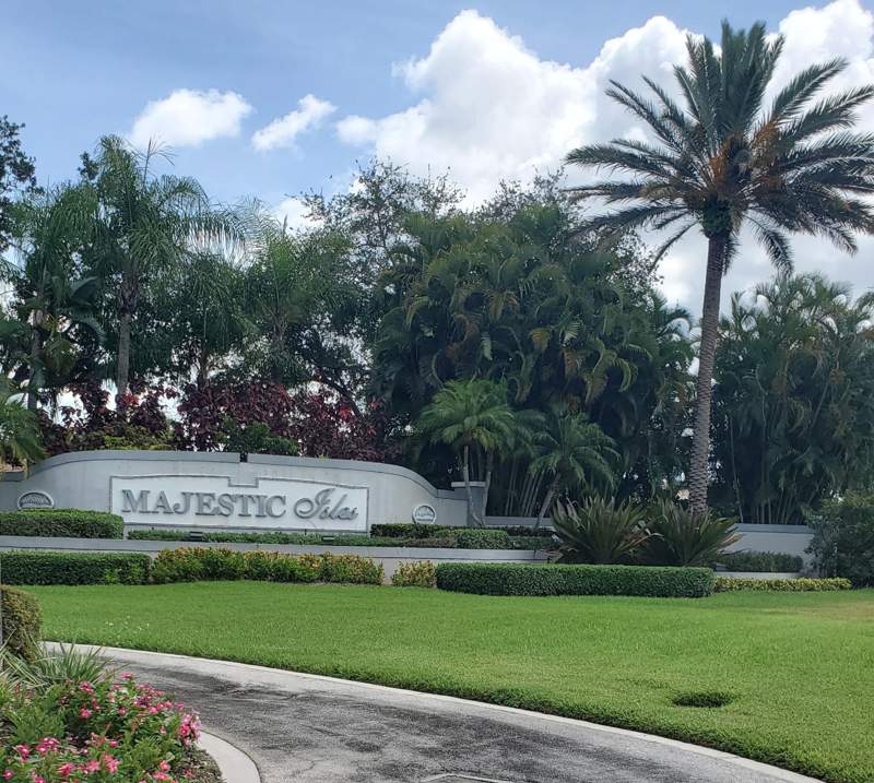 3 bedroom Villa at 10724 ROYAL CARIBBEAN Circle, MAJESTIC ISLES 3, Boynton Beach — photo 1
