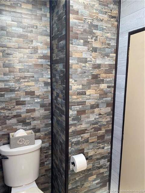664 Nettles Boulevard, Jensen Beach FL - photo 10 of 22