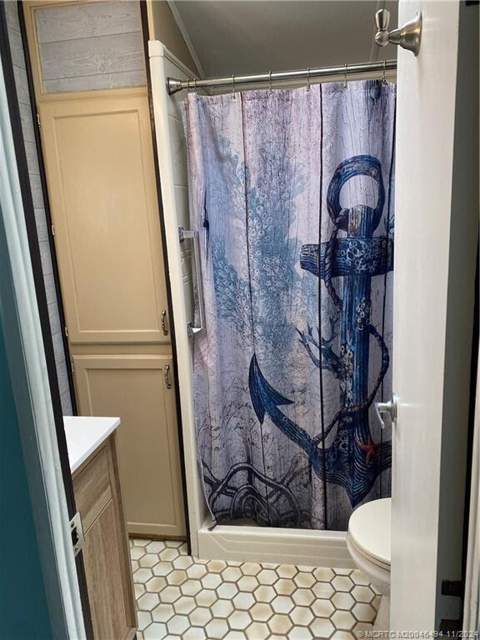 664 Nettles Boulevard, Jensen Beach FL - photo 9 of 22