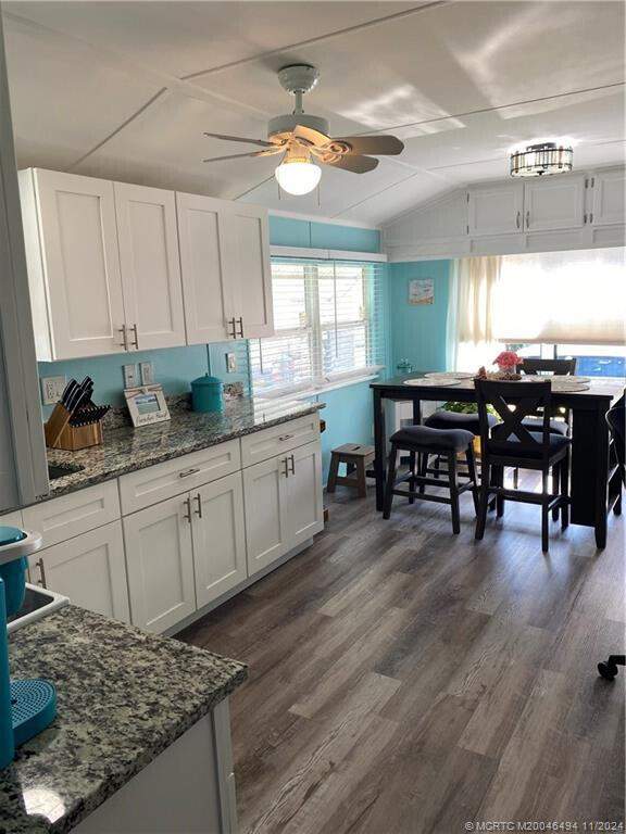1 bedroom Manufactured Home at 664 Nettles Boulevard, Outdoor Resorts At Nettles Island, Jensen Beach — photo 5
