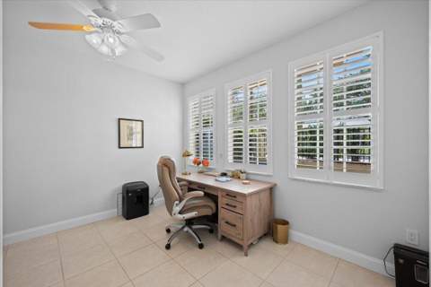 11818 Valencia Gardens Avenue, Palm Beach Gardens FL - photo 7 of 40