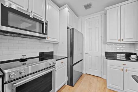 11818 Valencia Gardens Avenue, Palm Beach Gardens FL - photo 16 of 40