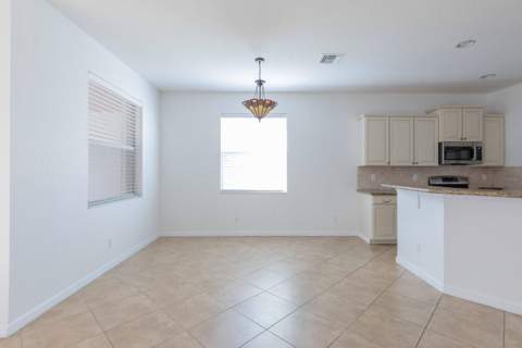 4376 NW Oakbrook Circle, Jensen Beach FL - photo 8 of 45