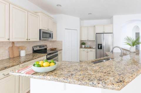 4376 NW Oakbrook Circle, Jensen Beach FL - photo 10 of 45