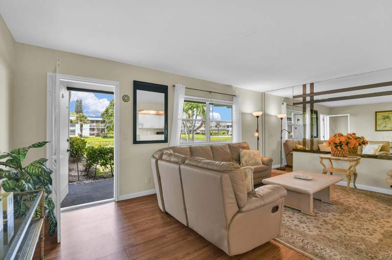 1 bedroom Condominium at 359 Saxony Trail #H, Kings Point Saxony Condos, Delray Beach — photo 3