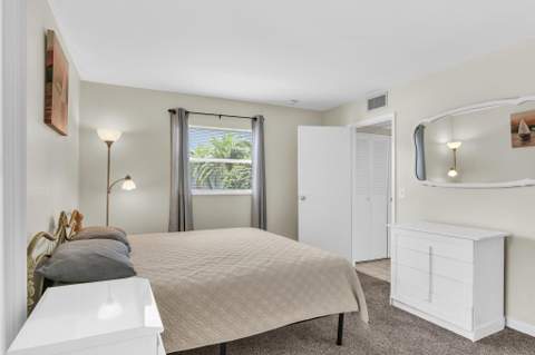 359 Saxony Trail #H, Delray Beach FL - photo 8 of 32
