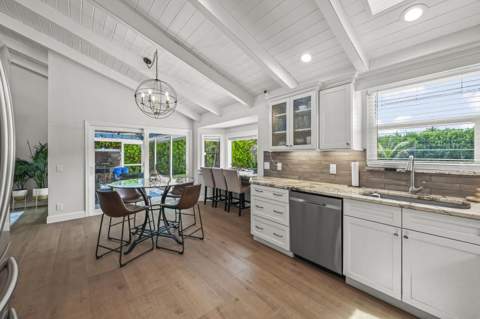 1102 Kriss Lane, Jupiter FL - photo 12 of 44
