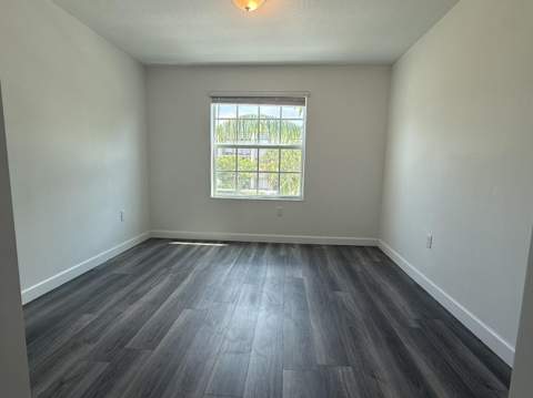 6907 Broadwater Lane, Lake Worth FL - photo 15 of 20