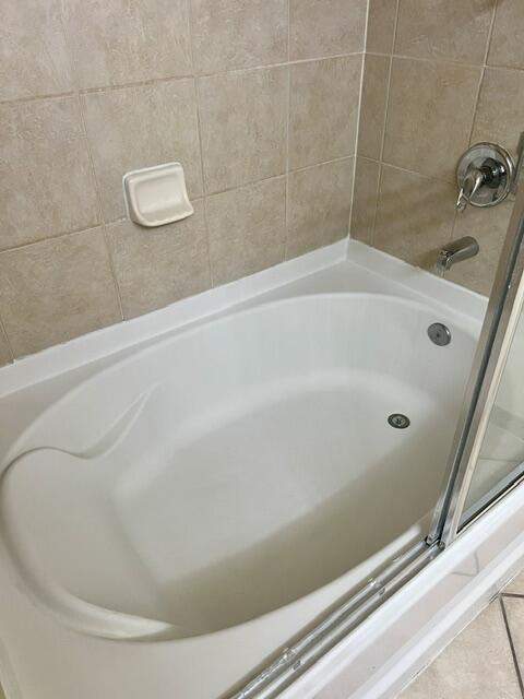6426 Emerald Dunes Drive #206, West Palm Beach FL - photo 9 of 21