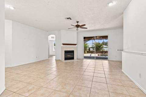 499 SW Millard Drive, Port St. Lucie FL - photo 9 of 37