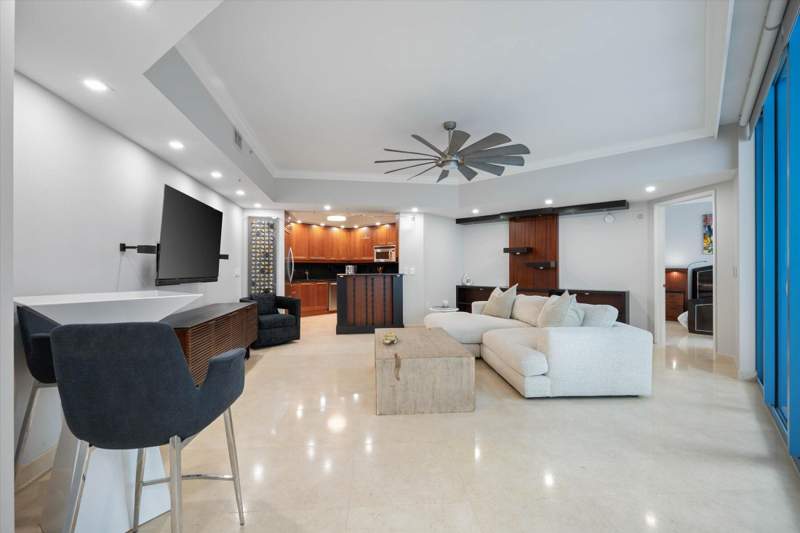 1 bedroom Condominium at 333 Las Olas Way #Unit 405, LAS OLAS RIVER HOUSE CONDO, Fort Lauderdale — photo 5