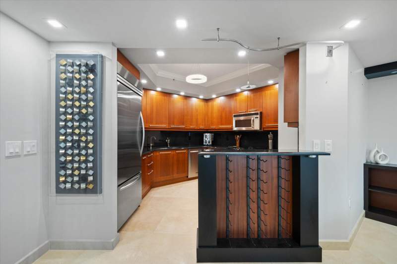 1 bedroom Condominium at 333 Las Olas Way #Unit 405, LAS OLAS RIVER HOUSE CONDO, Fort Lauderdale — photo 4