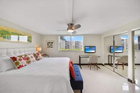 311 SE 3rd Street #207, Dania Beach FL - photo 12 of 40