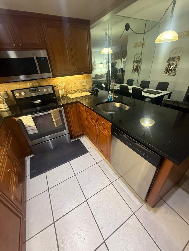 1 bedroom Condominium at 4815 Sable Pine Circle #C1, Pine Ridge At Haverhill Condo, West Palm Beach — photo 2