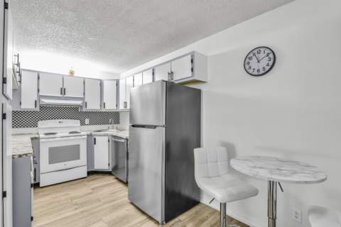 3744 Savoy Lane #E2, West Palm Beach FL - photo 9 of 24