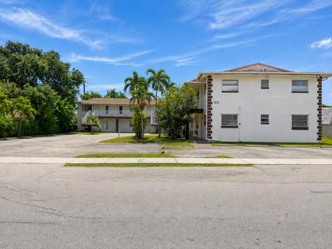 1816 Mckinley Street #7, Hollywood FL - photo 9 of 17
