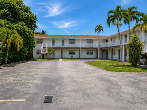 1816 Mckinley Street #7, Hollywood FL - photo 12 of 17