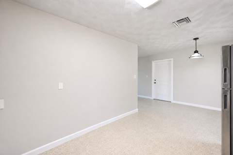 5502 San Diego Avenue, Fort Pierce FL - photo 11 of 27