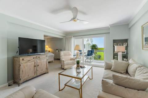 33 S Ocean Avenue #206, Palm Beach Shores FL - photo 8 of 51