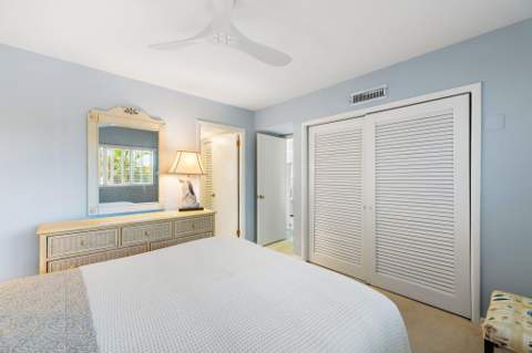 33 S Ocean Avenue #206, Palm Beach Shores FL - photo 23 of 51