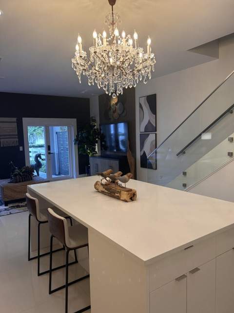 1488 NE 34th Street, Oakland Park FL - photo 12 of 38