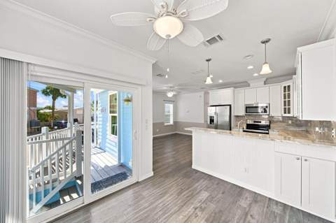 445 Nettles Boulevard, Jensen Beach FL - photo 13 of 42