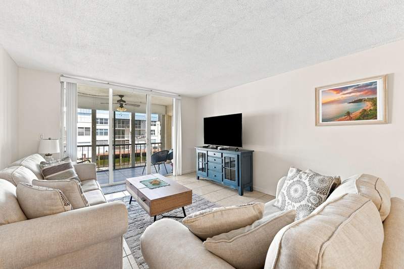 2 bedroom Condominium at 777 S Federal Highway #D204, Island Club, Pompano Beach — photo 5
