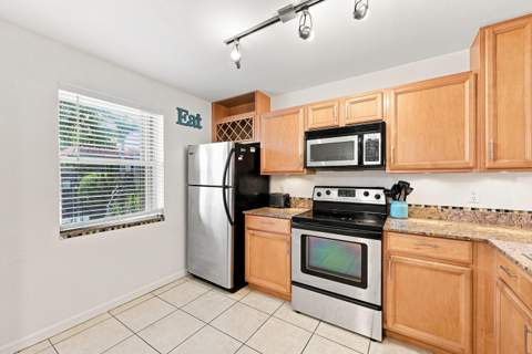 777 S Federal Highway #D204, Pompano Beach FL - photo 8 of 40