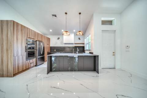 5818 NW 119th Drive, Coral Springs FL - photo 8 of 33