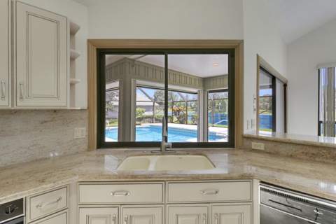 18691 SE Lakeside Way, Jupiter FL - photo 20 of 54