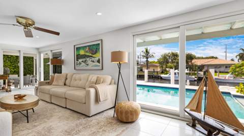 2750 NE 8th Court, Pompano Beach FL - photo 13 of 51
