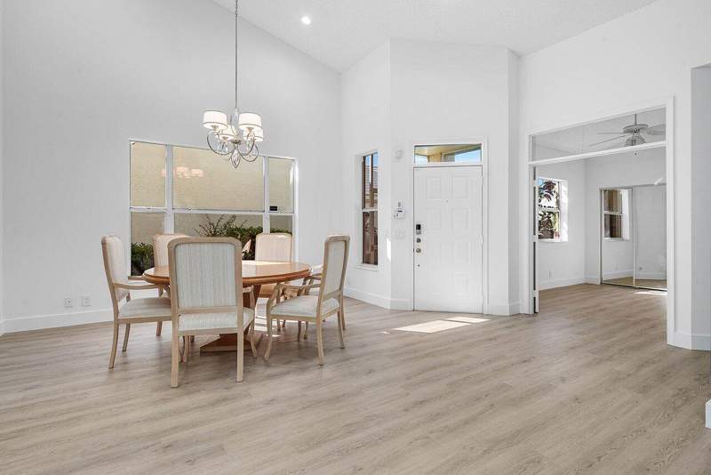 3 bedroom Single Family Residence at 8228 Horseshoe Bay Road, Aberdeen, Boynton Beach — photo 2
