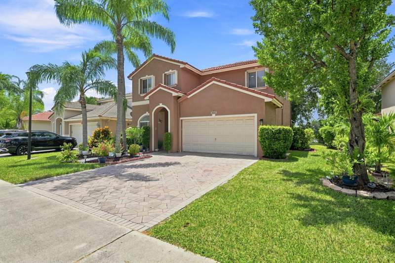 4 bedroom Single Family Residence at 5021 Pebblebrook Terrace, Banyan Trails, Coconut Creek — photo 2