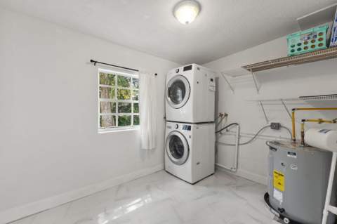 3920 Edwards Road, Fort Pierce FL - photo 10 of 28